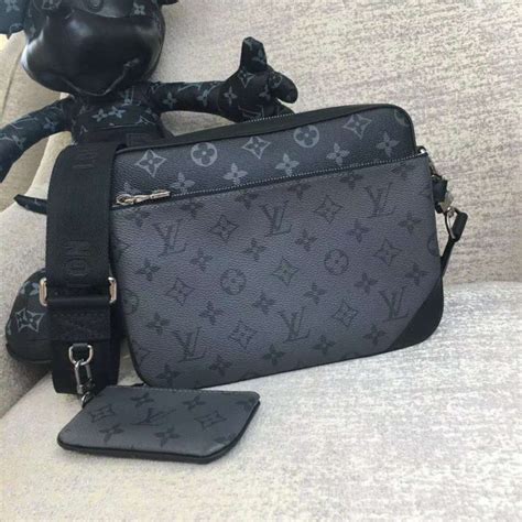 louis vuitton men's messenger bag|louis vuitton monogram messenger bag.